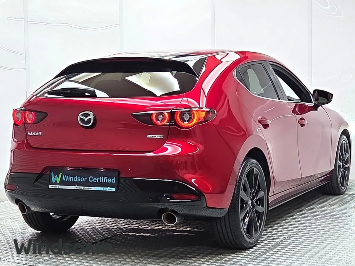 Mazda Mazda3 Hatchback, Petrol, 2024, Red