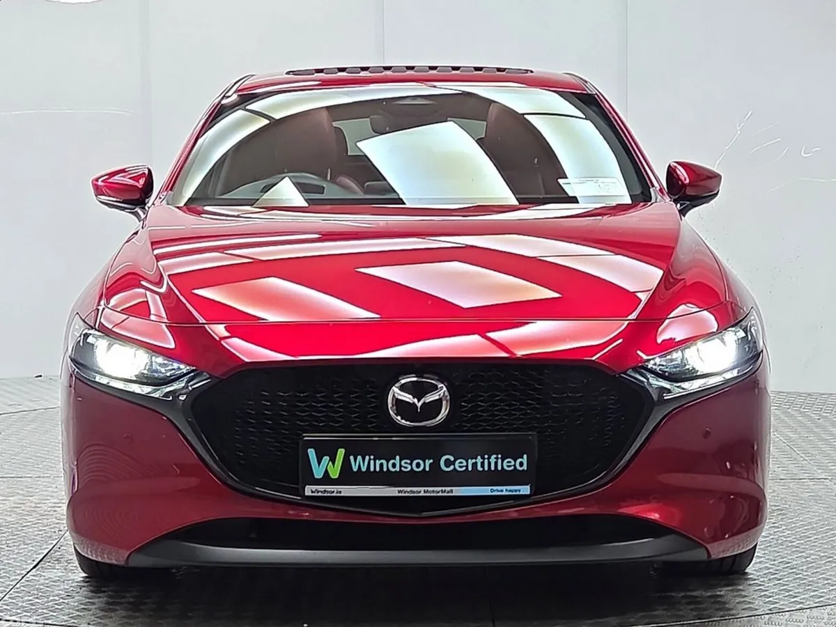 Mazda Mazda3 Hatchback, Petrol, 2024, Red