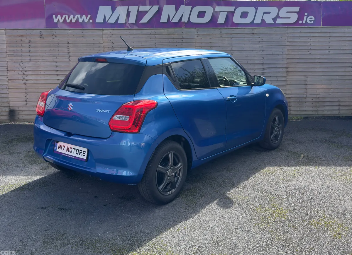 Suzuki Swift Hatchback, Petrol, 2019, Blue