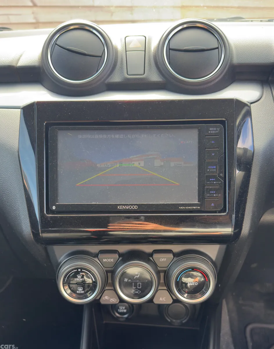 Suzuki Swift Hatchback, Petrol, 2019, Blue