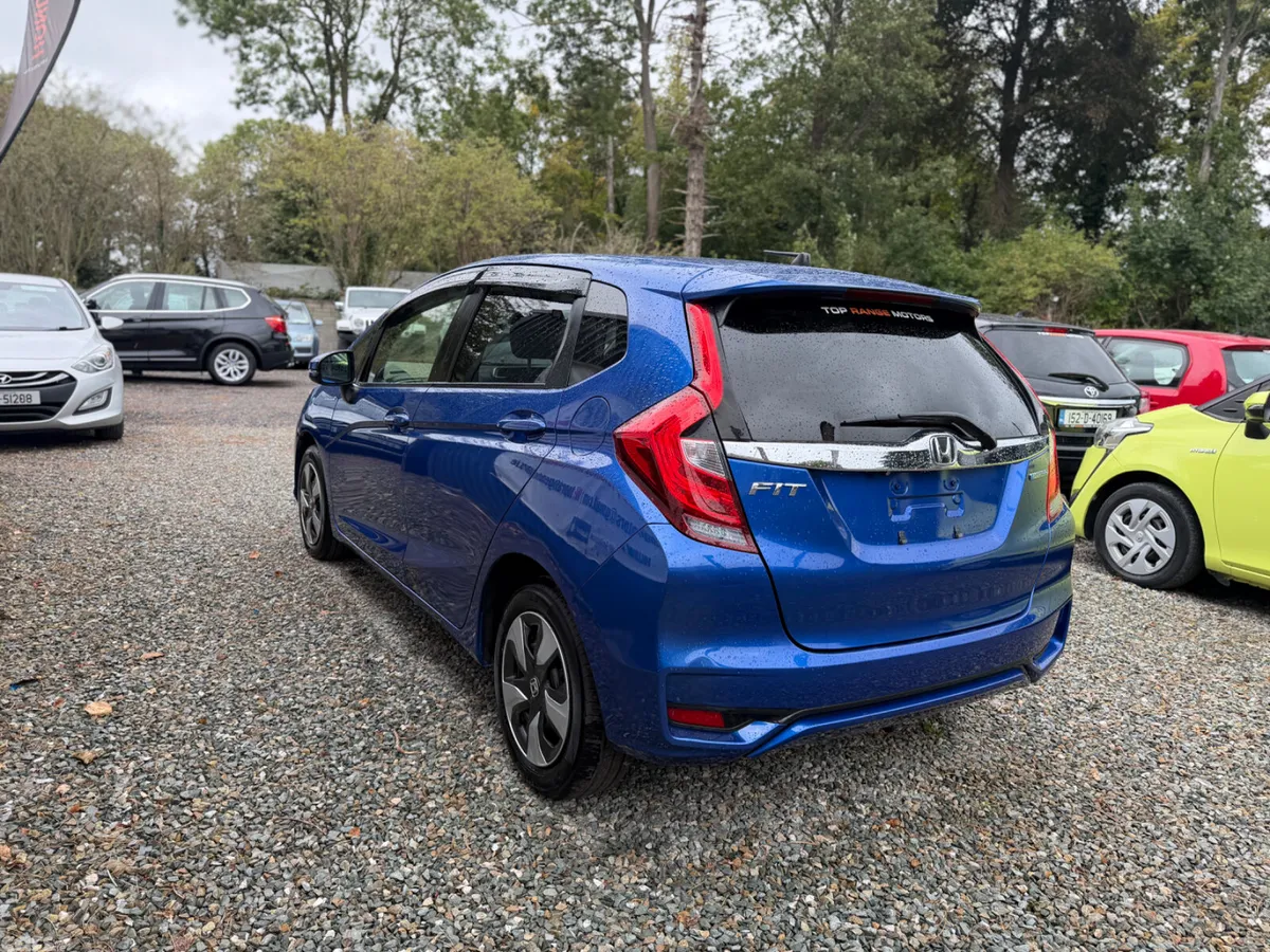 Honda Fit Hatchback, Petrol Hybrid, 2017, Blue