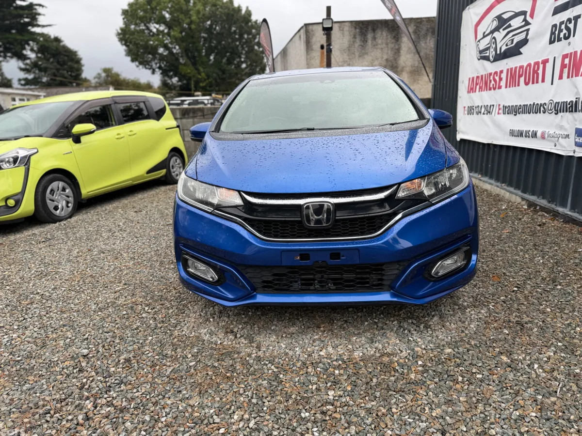Honda Fit Hatchback, Petrol Hybrid, 2017, Blue