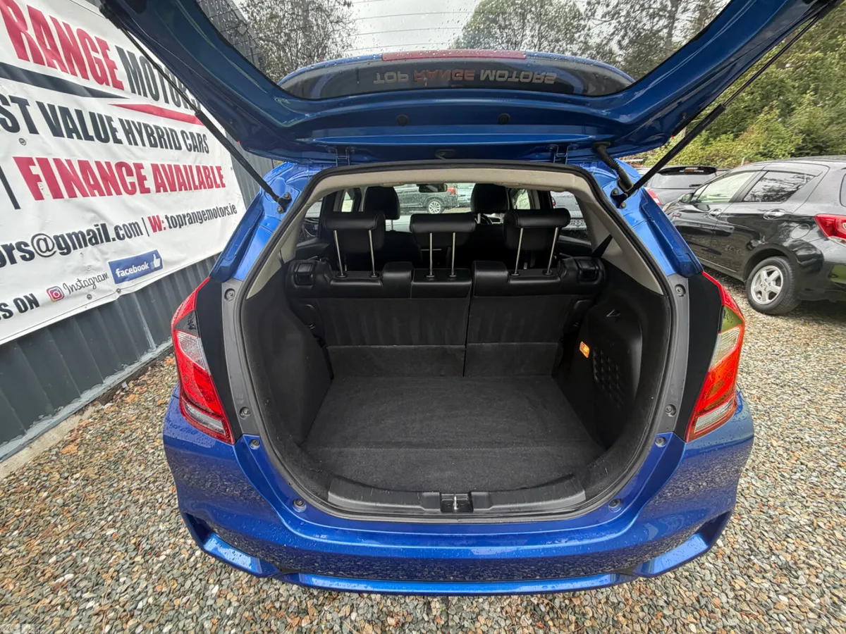 Honda Fit Hatchback, Petrol Hybrid, 2017, Blue