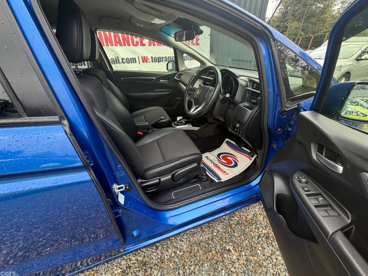 Honda Fit Hatchback, Petrol Hybrid, 2017, Blue