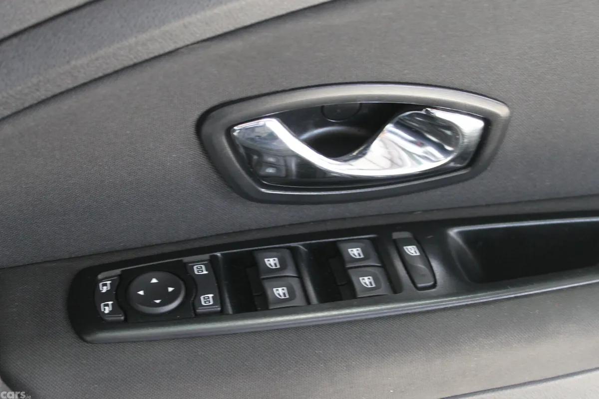 Renault Fluence Saloon, Diesel, 2015, Silver
