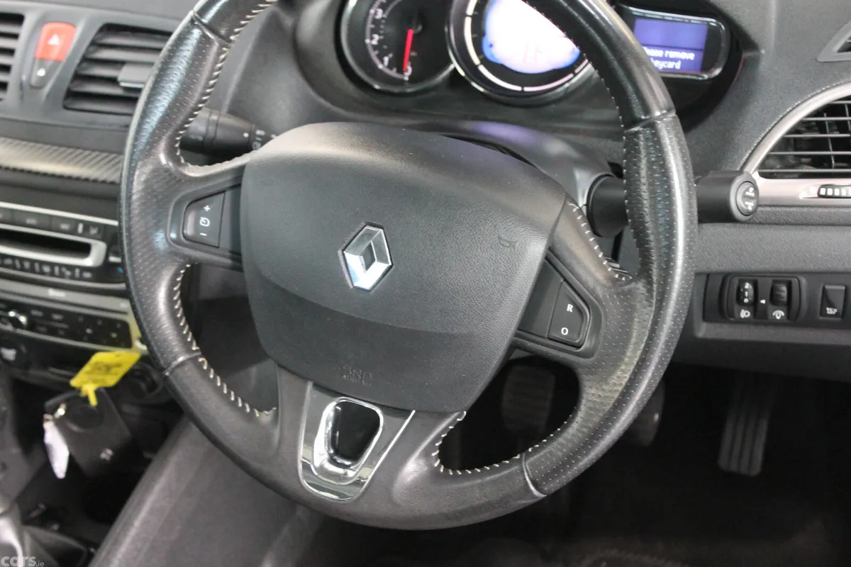 Renault Fluence Saloon, Diesel, 2015, Silver
