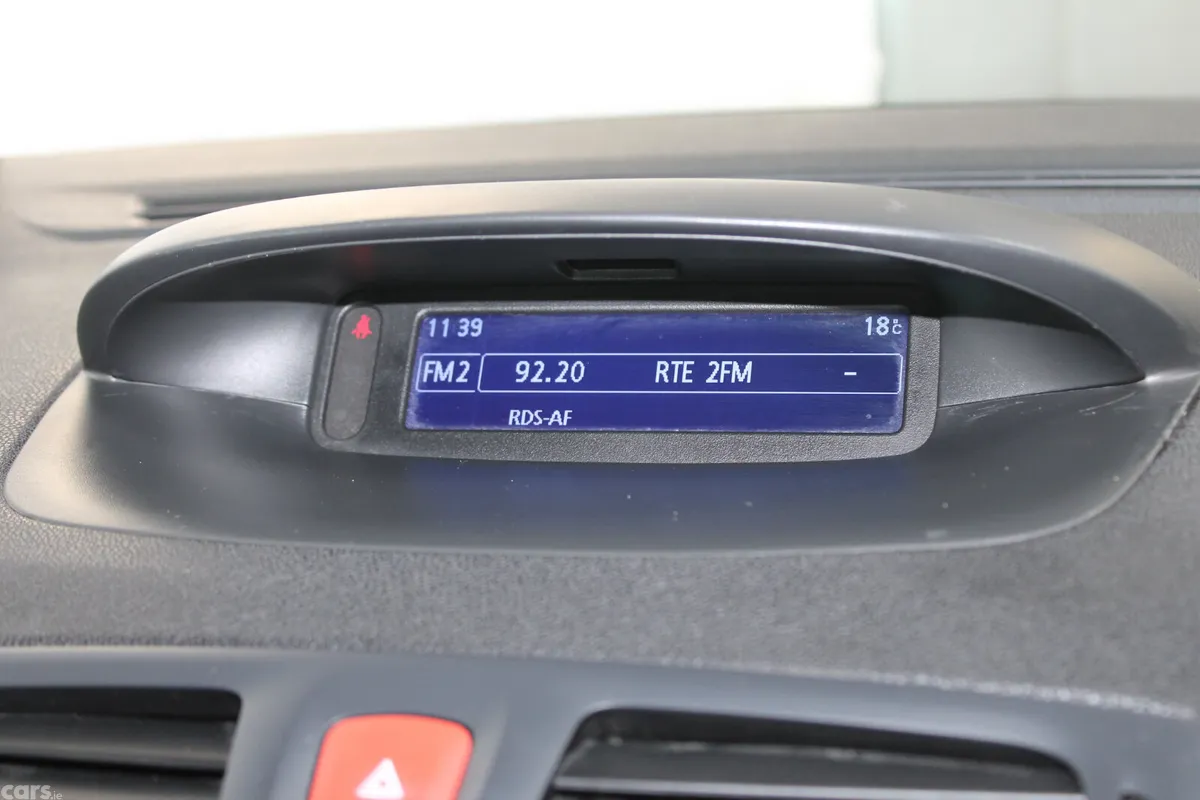 Renault Fluence Saloon, Diesel, 2015, Silver