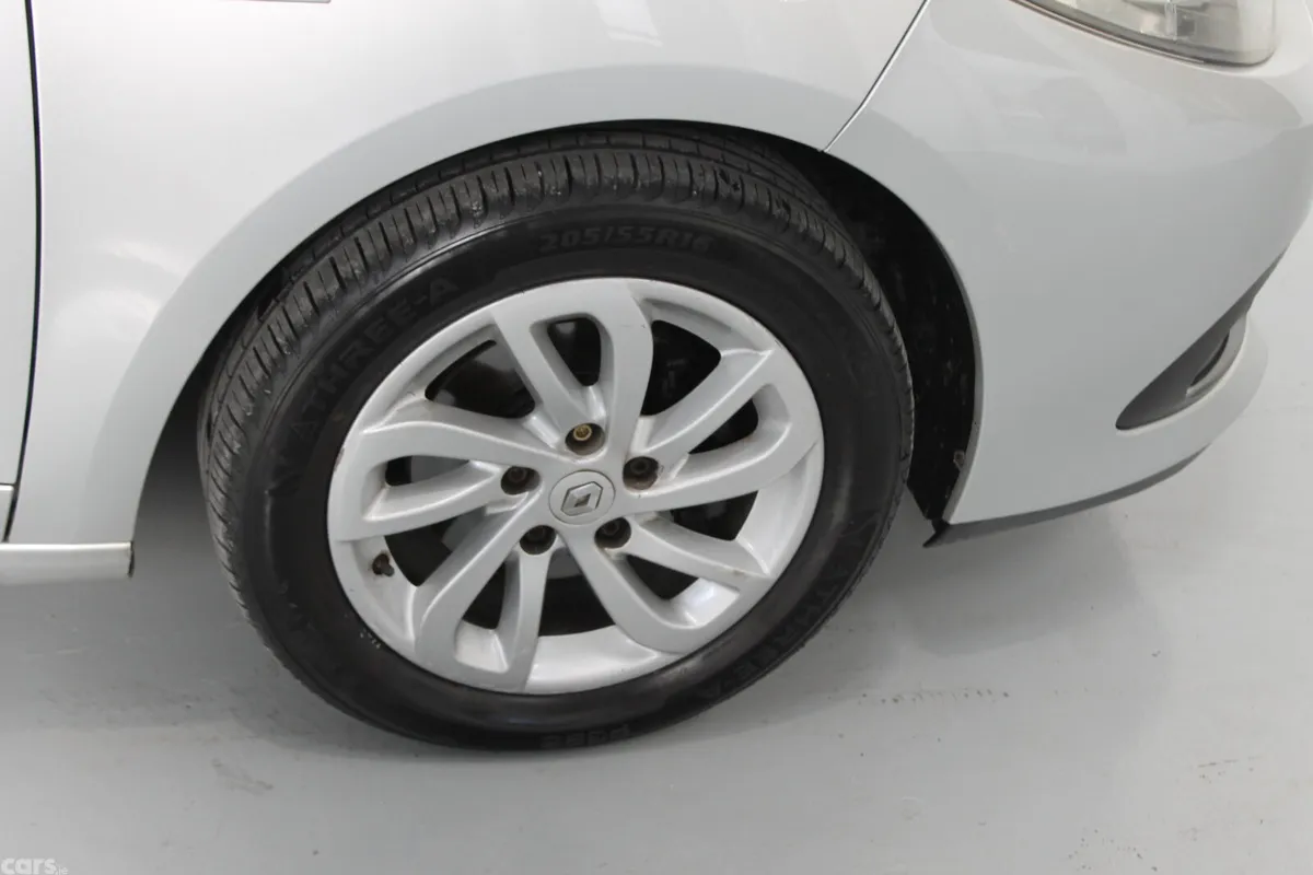 Renault Fluence Saloon, Diesel, 2015, Silver