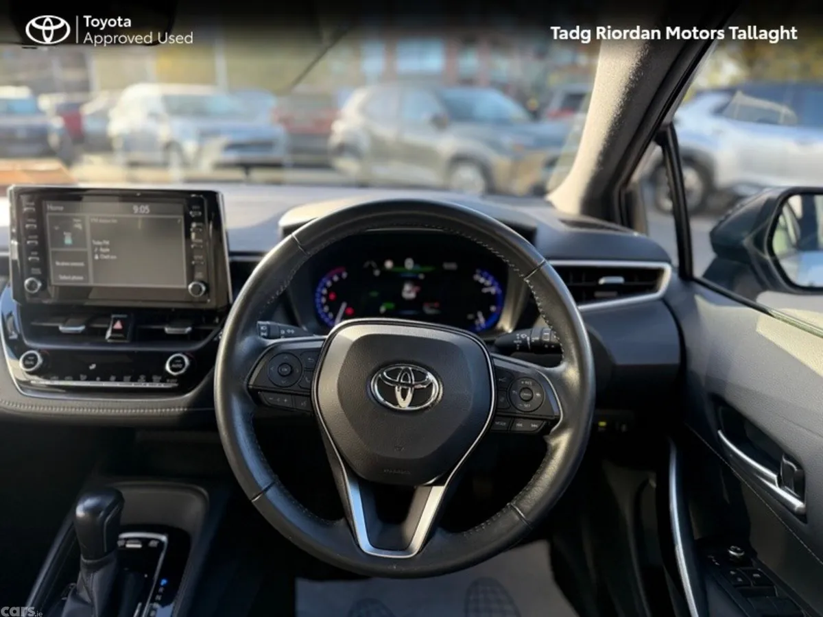 Toyota Corolla Hatchback, Petrol Hybrid, 2021, Silver