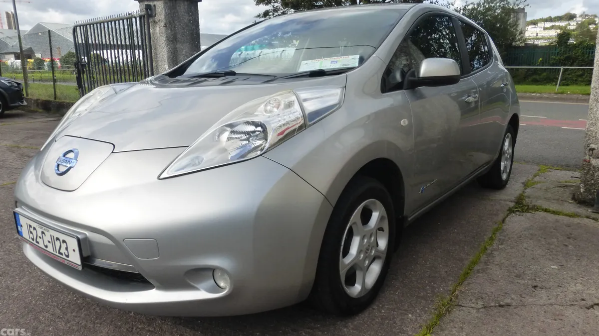 Nissan Leaf Hatchback, Electric, 2015, Silver