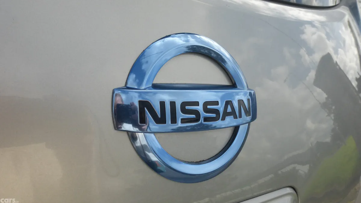 Nissan Leaf Hatchback, Electric, 2015, Silver