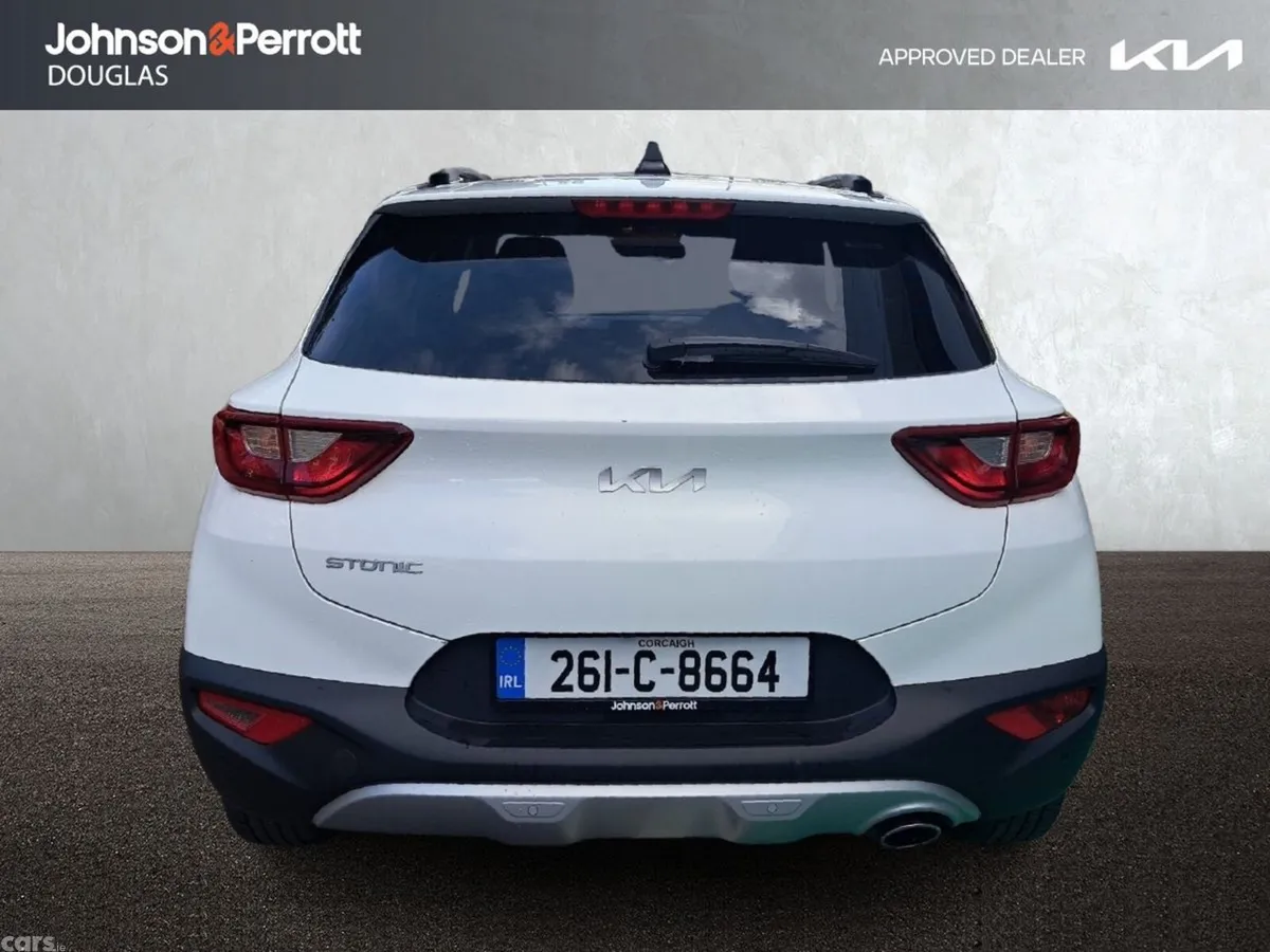 Kia Stonic Estate, Petrol Hybrid, 2026, White