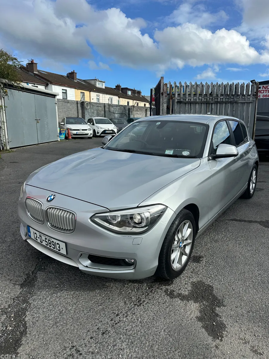 BMW 1-Series Hatchback, Petrol, 2012, Silver