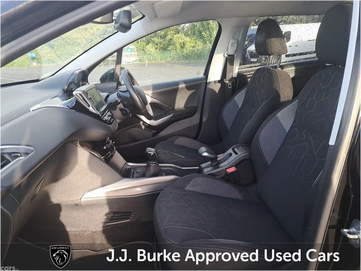 Peugeot 2008 MPV, Diesel, 2018, Black