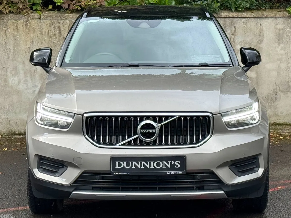 Volvo XC40 SUV, Petrol Hybrid, 2022, Grey