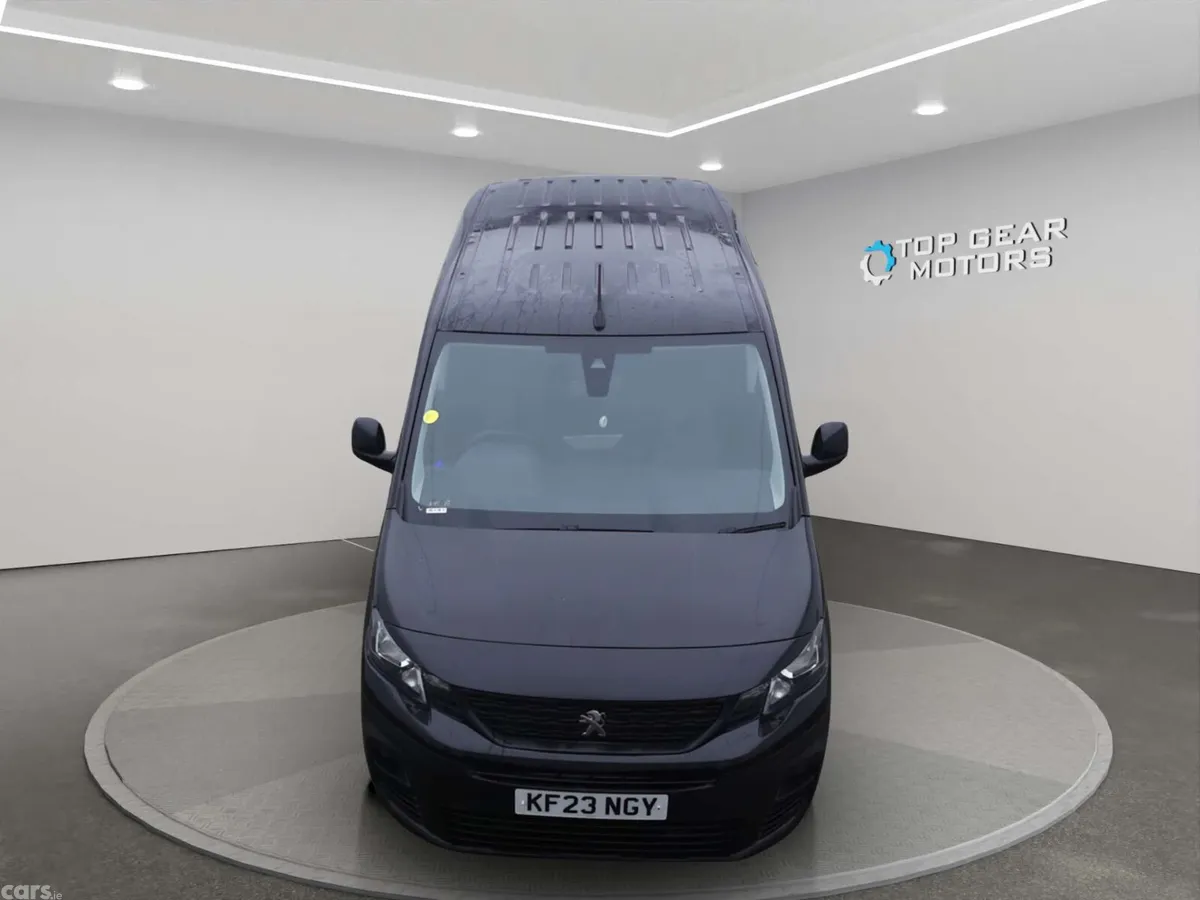 Peugeot Partner MPV, Diesel, 2023, Black
