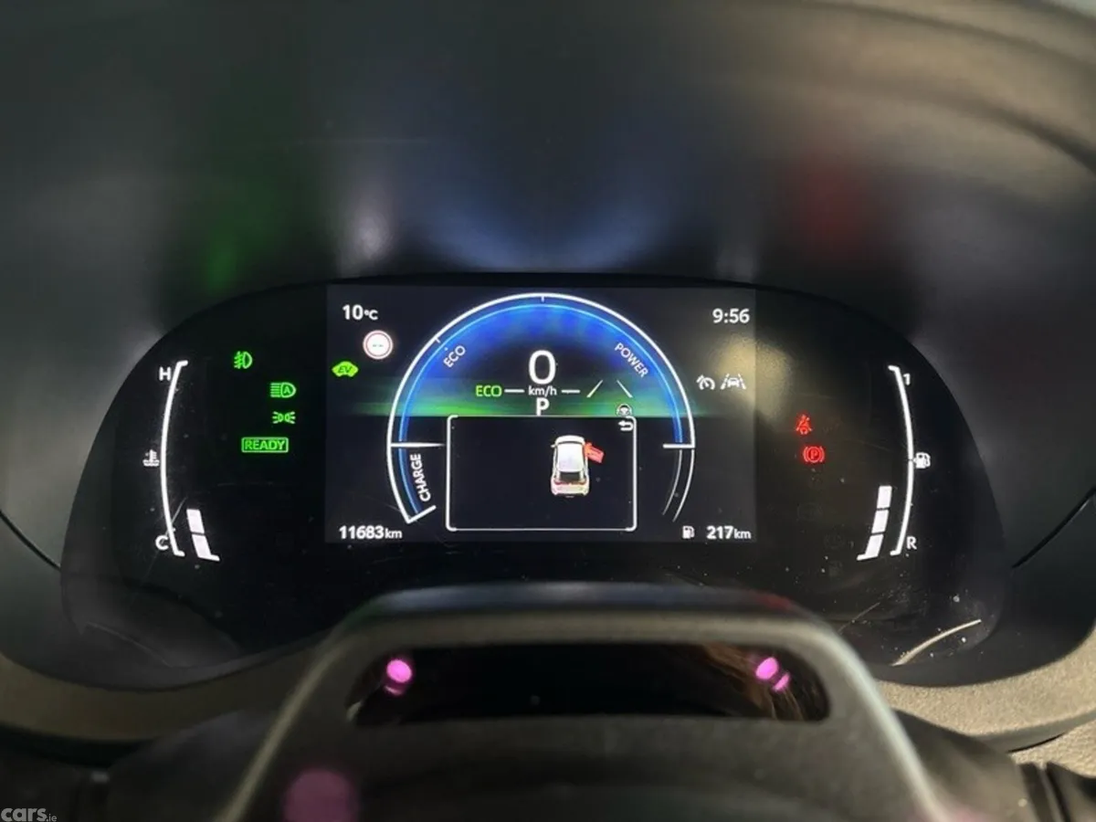 Toyota Yaris Cross Hatchback, Petrol Hybrid, 2026, Green