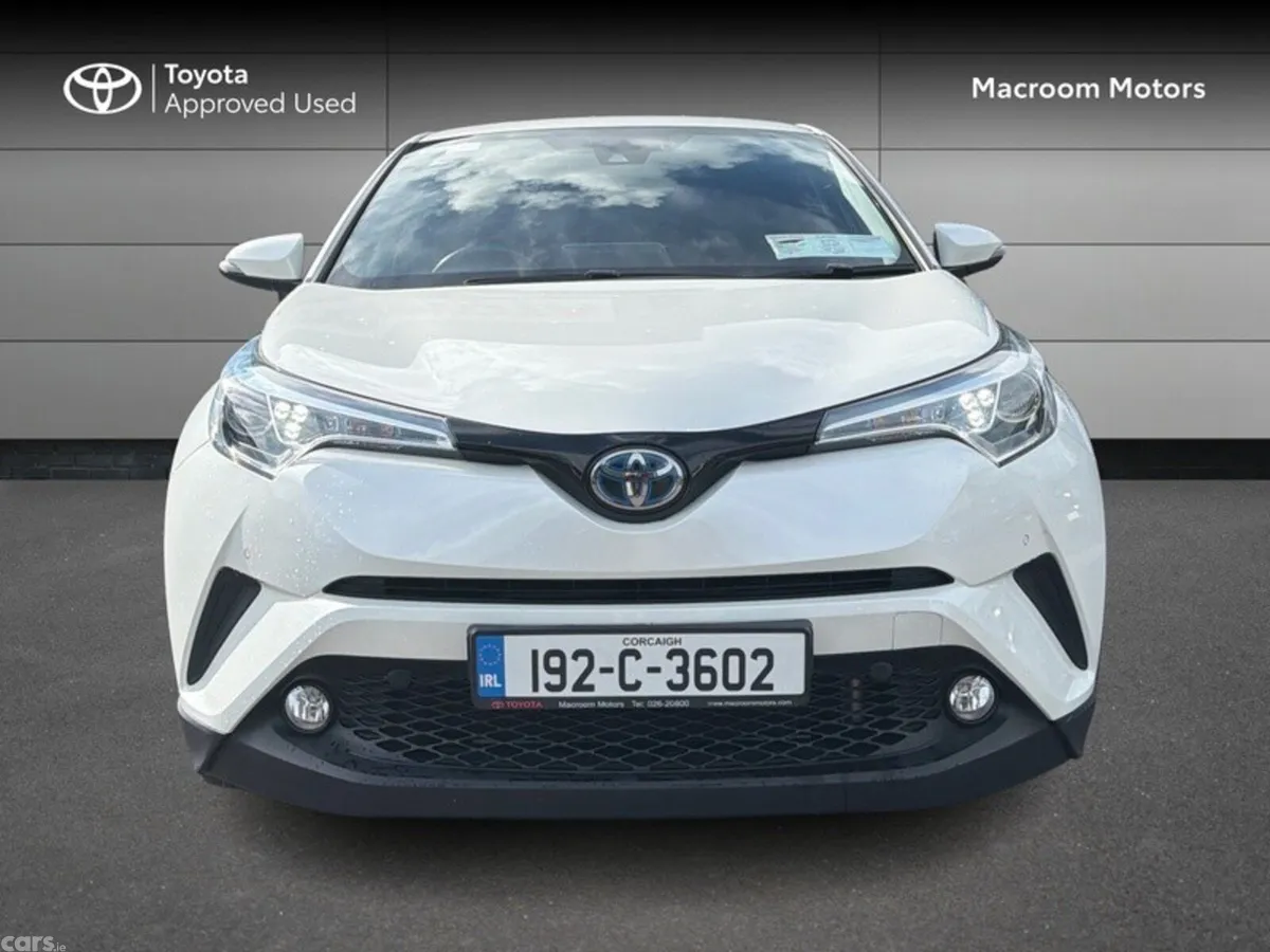 Toyota C-HR SUV, Petrol Hybrid, 2019, White