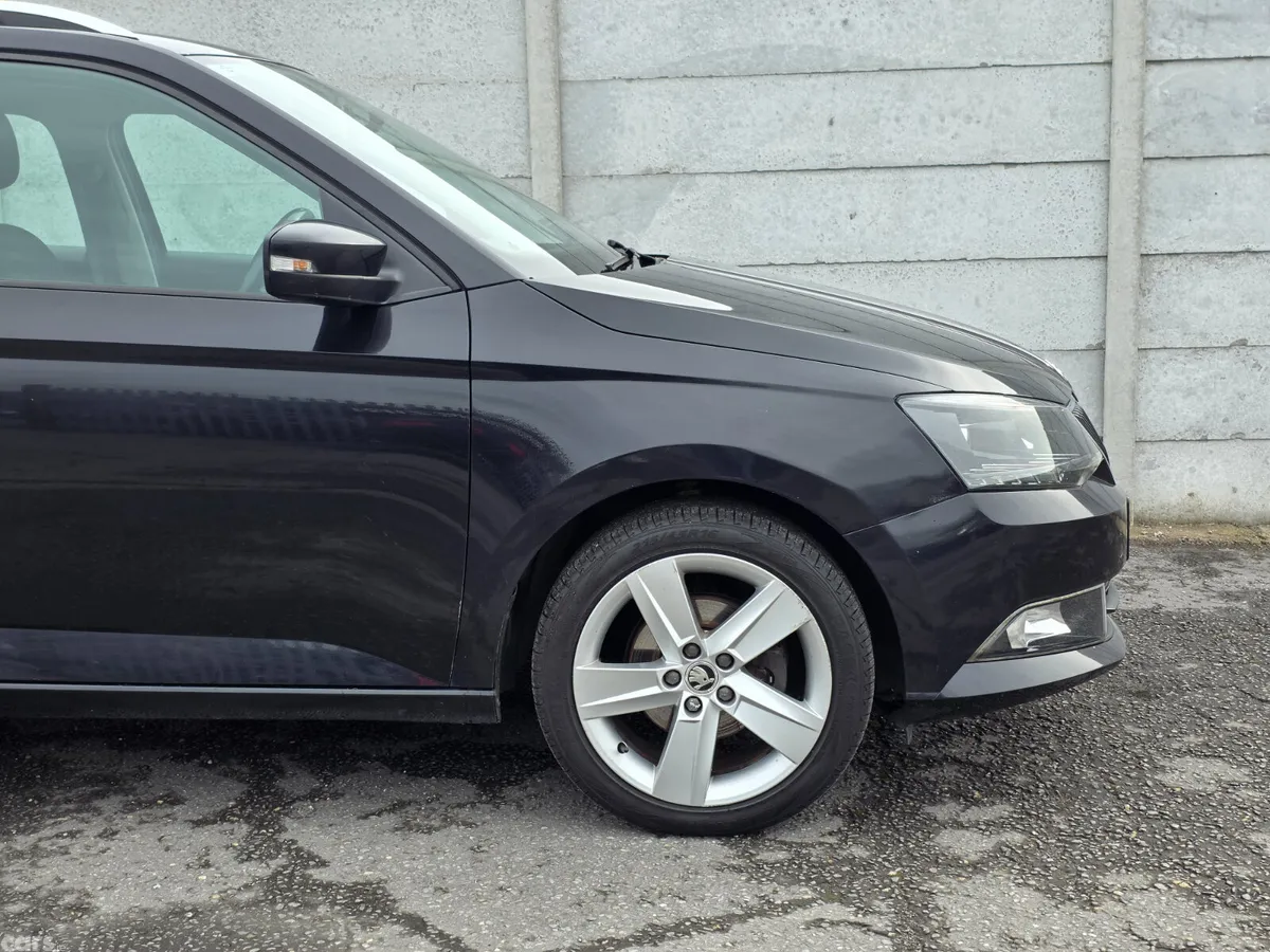 Skoda Fabia Estate, Petrol, 2018, Black