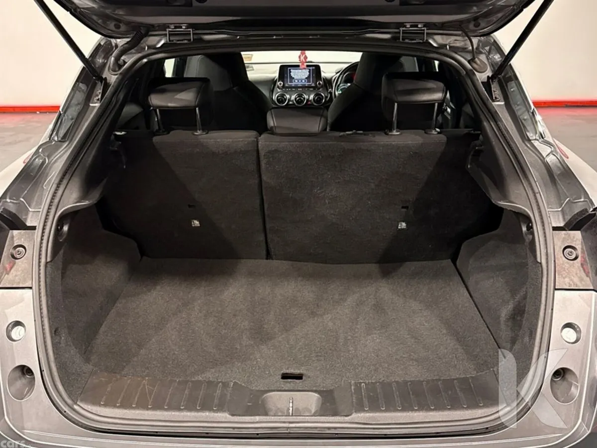 Nissan Juke MPV, Petrol Hybrid, 2024, Grey
