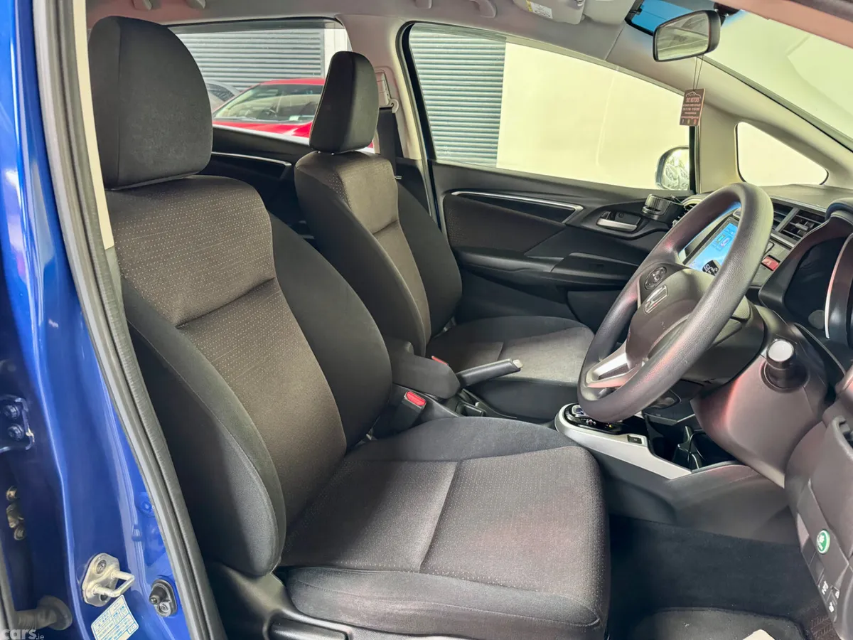 Honda Fit Hatchback, Petrol Hybrid, 2015, Blue