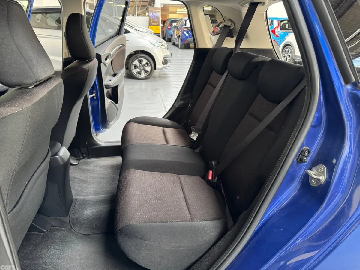 Honda Fit Hatchback, Petrol Hybrid, 2015, Blue