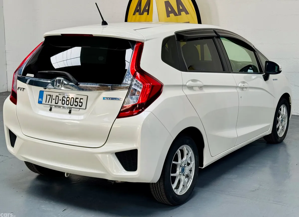 Honda Fit Hatchback, Petrol Hybrid, 2017, White