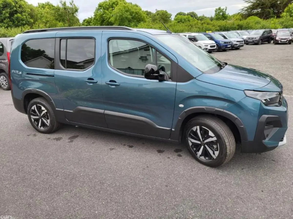 Peugeot Rifter MPV, Diesel, 2026, Blue