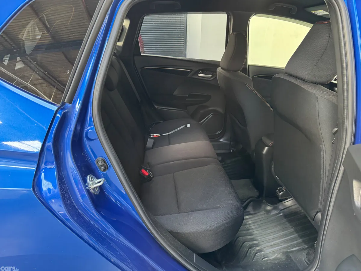 Honda Fit Hatchback, Petrol Hybrid, 2016, Blue