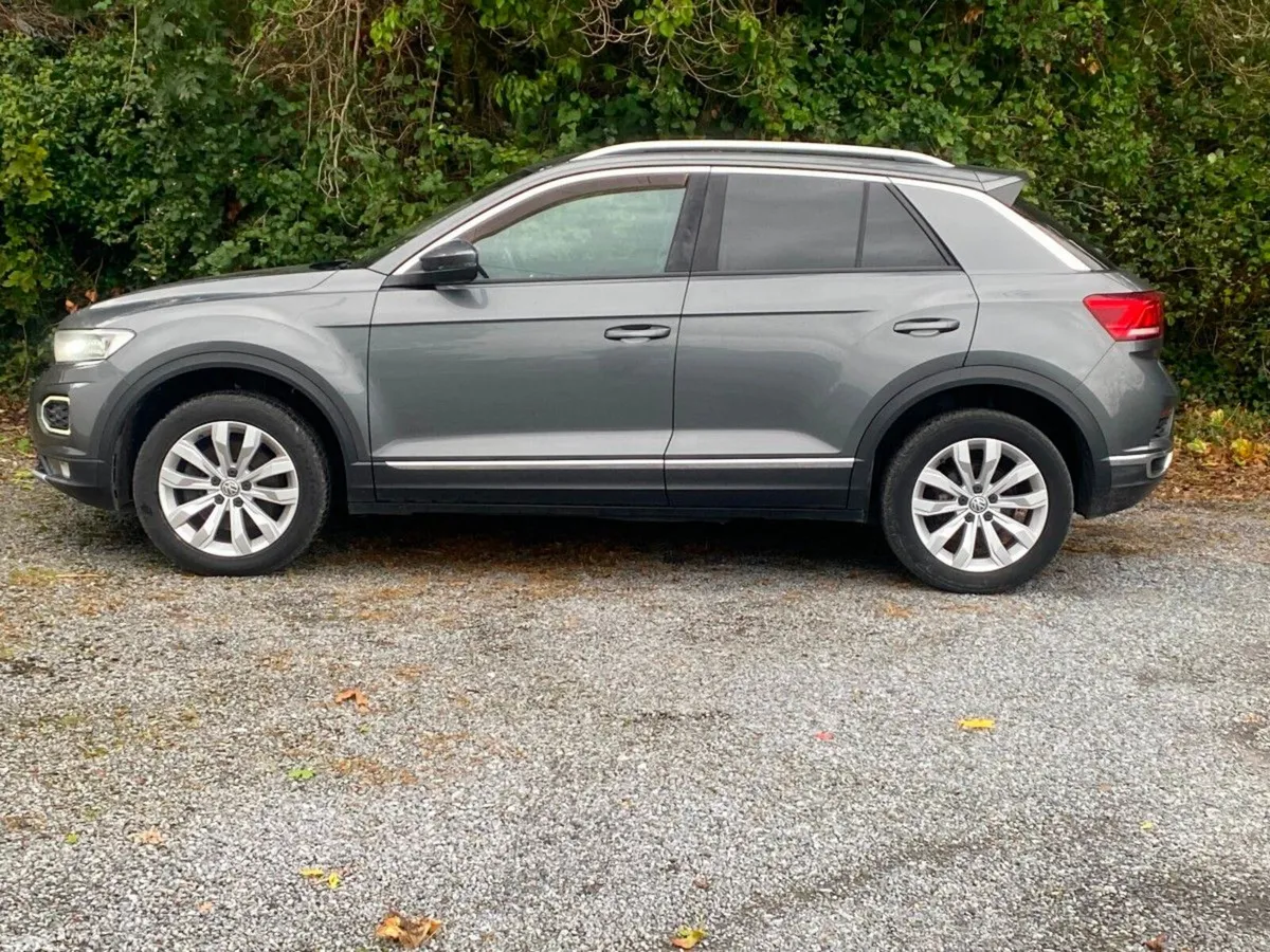 Volkswagen T-Roc SUV, Diesel, 2018, Grey