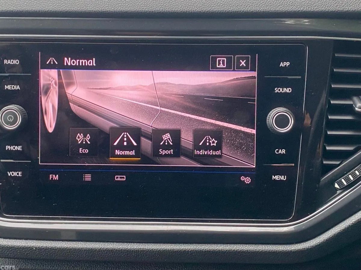 Volkswagen T-Roc SUV, Diesel, 2018, Grey
