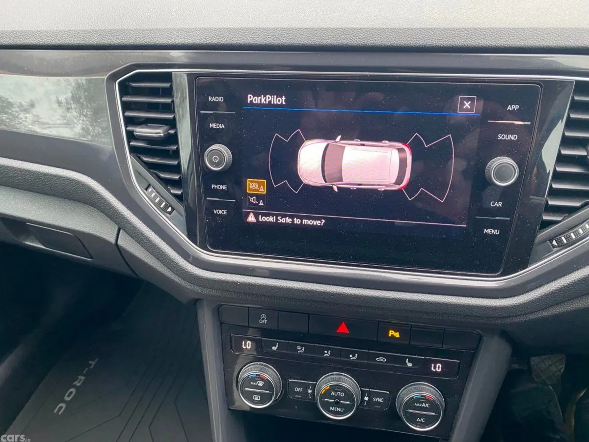 Volkswagen T-Roc SUV, Diesel, 2018, Grey