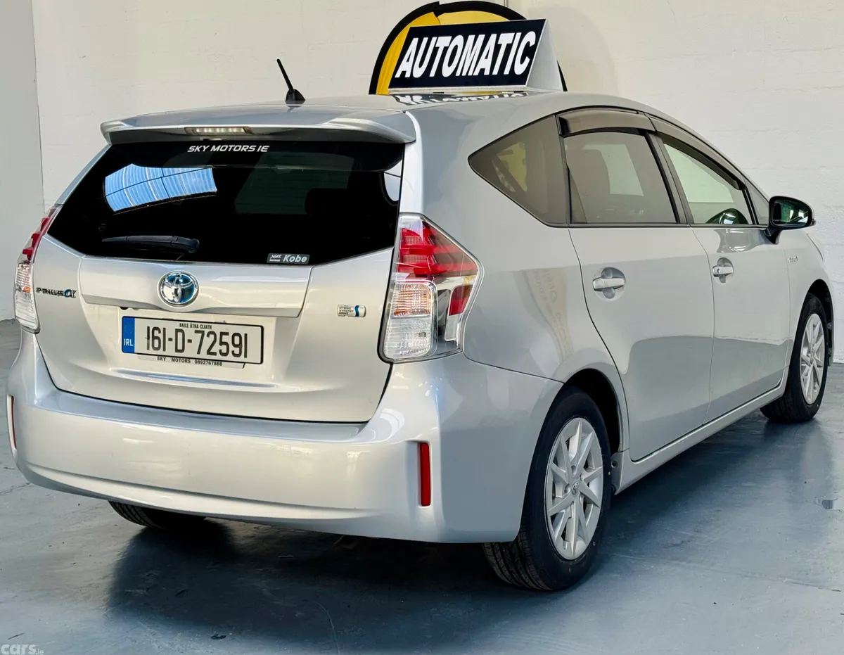 Toyota Prius MPV, Petrol Hybrid, 2016, Silver