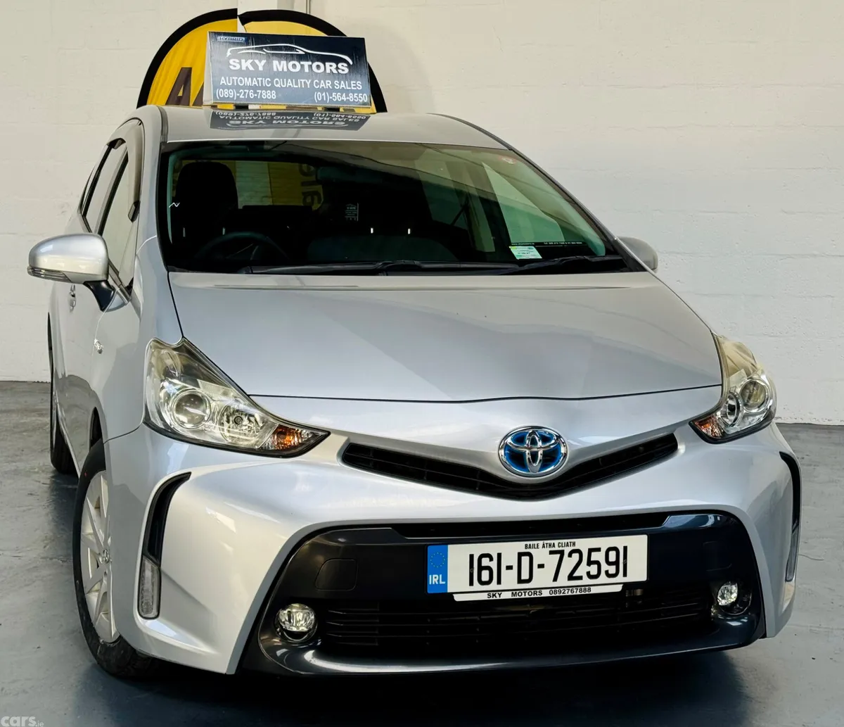 Toyota Prius MPV, Petrol Hybrid, 2016, Silver