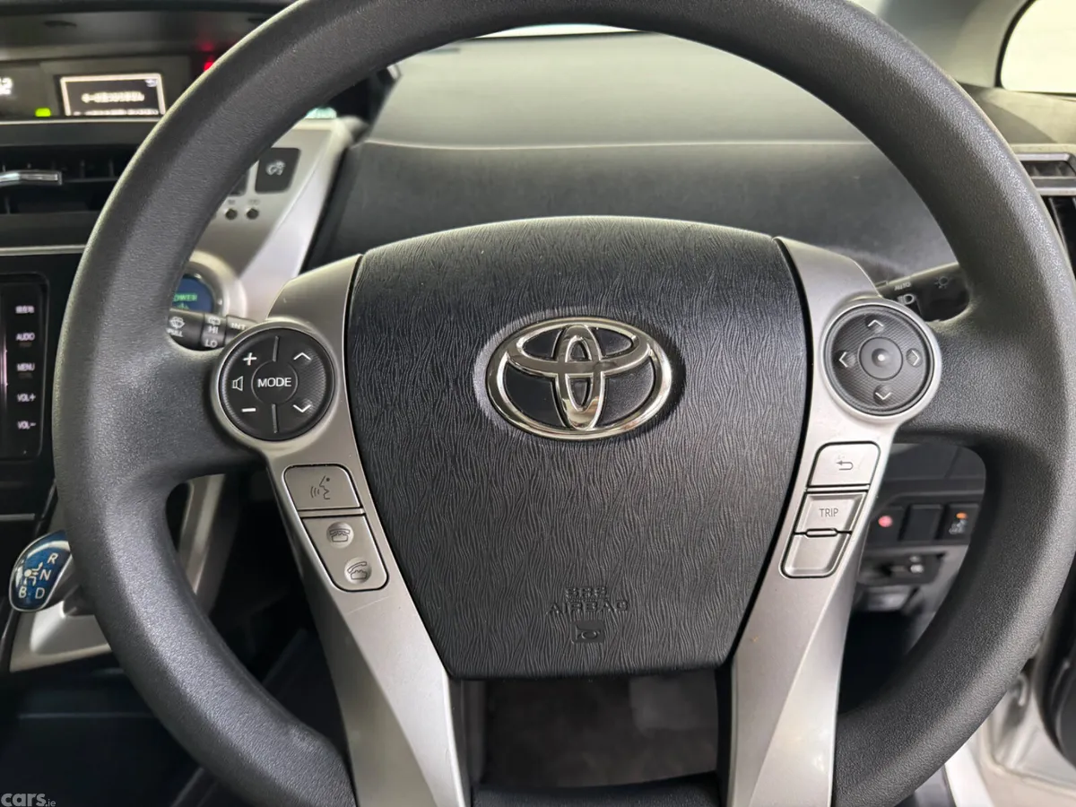 Toyota Prius MPV, Petrol Hybrid, 2016, Silver