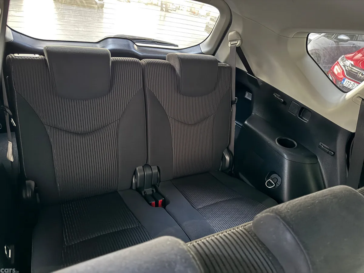 Toyota Prius MPV, Petrol Hybrid, 2016, Silver