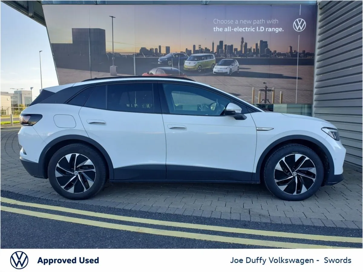 Volkswagen ID.4 Estate, Electric, 2023, White