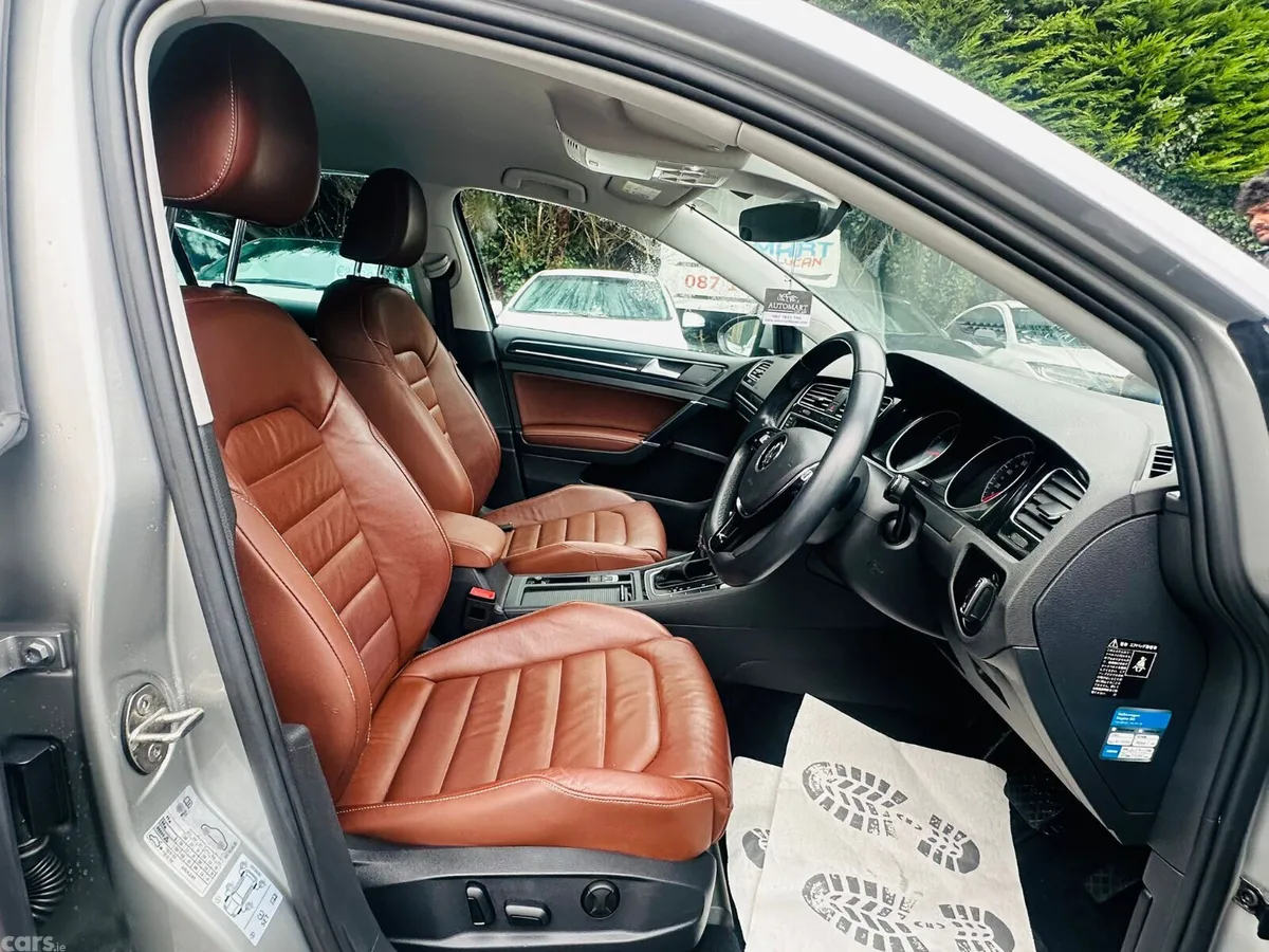 Volkswagen Golf Hatchback, Petrol, 2016, Silver