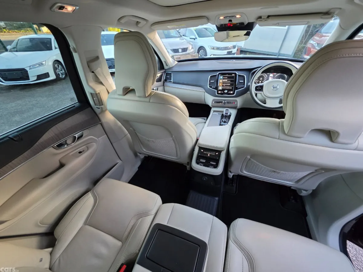 Volvo XC90 SUV, Petrol Plug-in Hybrid, 2022, Blue