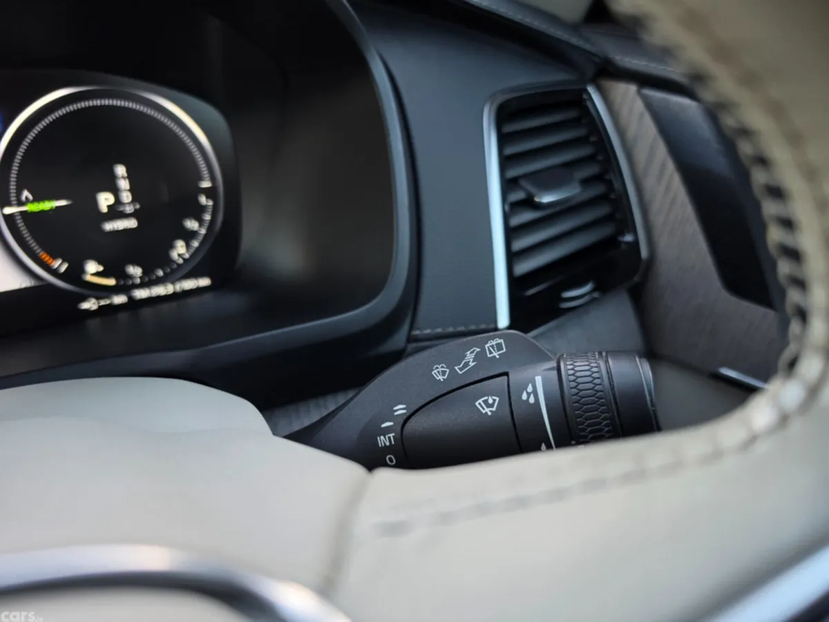 Volvo XC90 SUV, Petrol Plug-in Hybrid, 2022, Blue