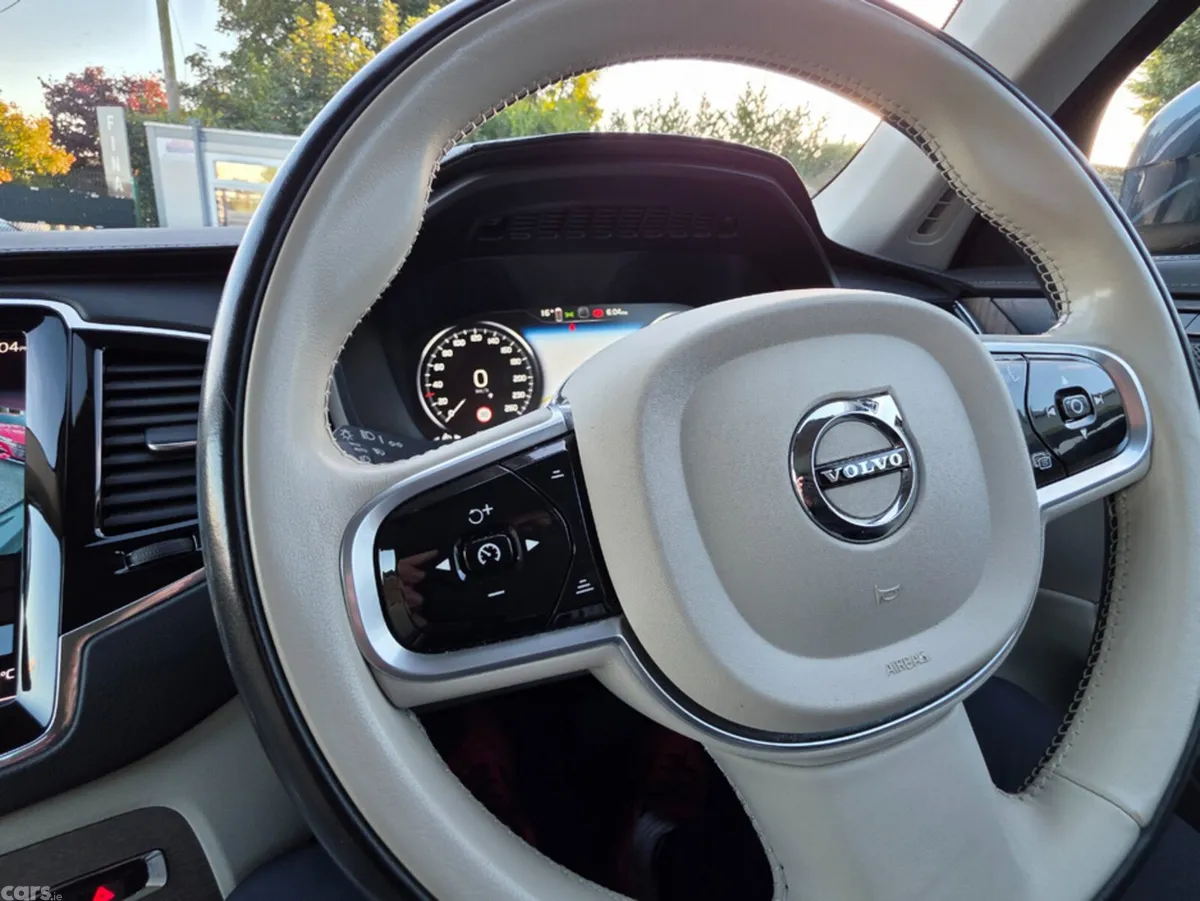 Volvo XC90 SUV, Petrol Plug-in Hybrid, 2022, Blue
