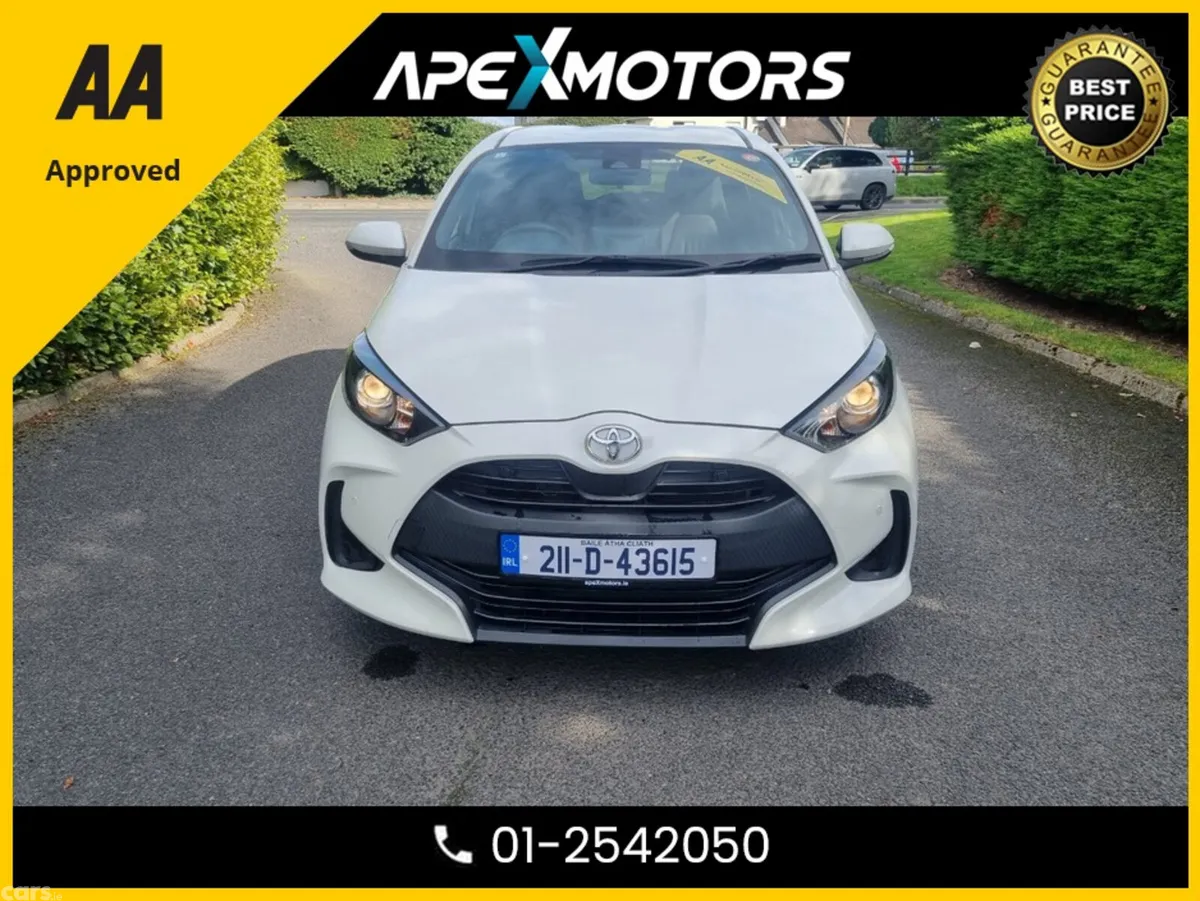Toyota Yaris Hatchback, Petrol, 2021, White