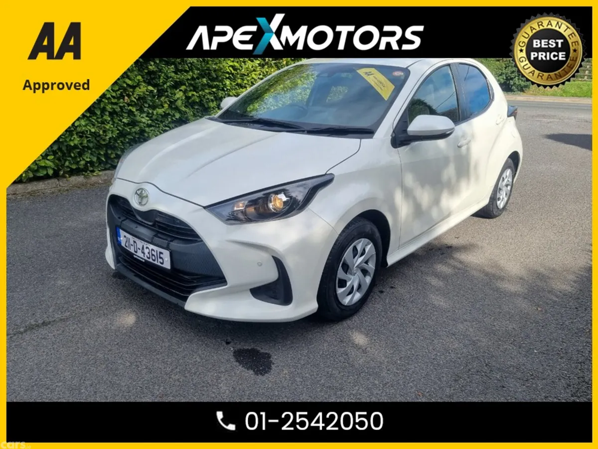 Toyota Yaris Hatchback, Petrol, 2021, White