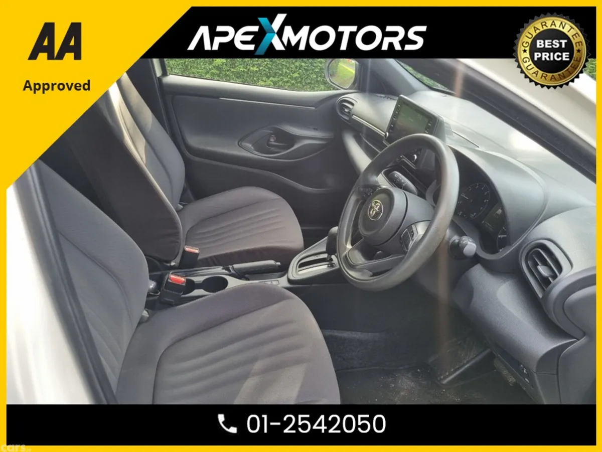 Toyota Yaris Hatchback, Petrol, 2021, White
