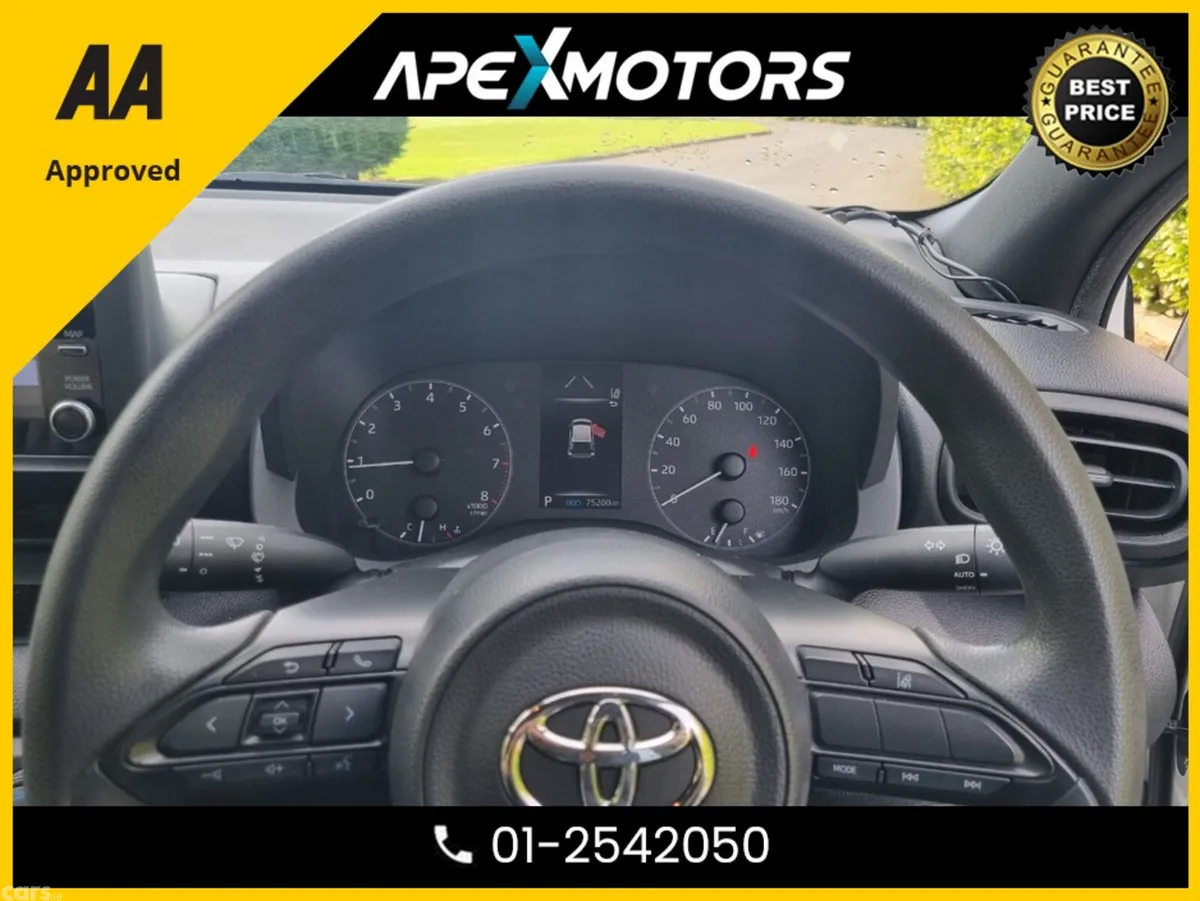 Toyota Yaris Hatchback, Petrol, 2021, White