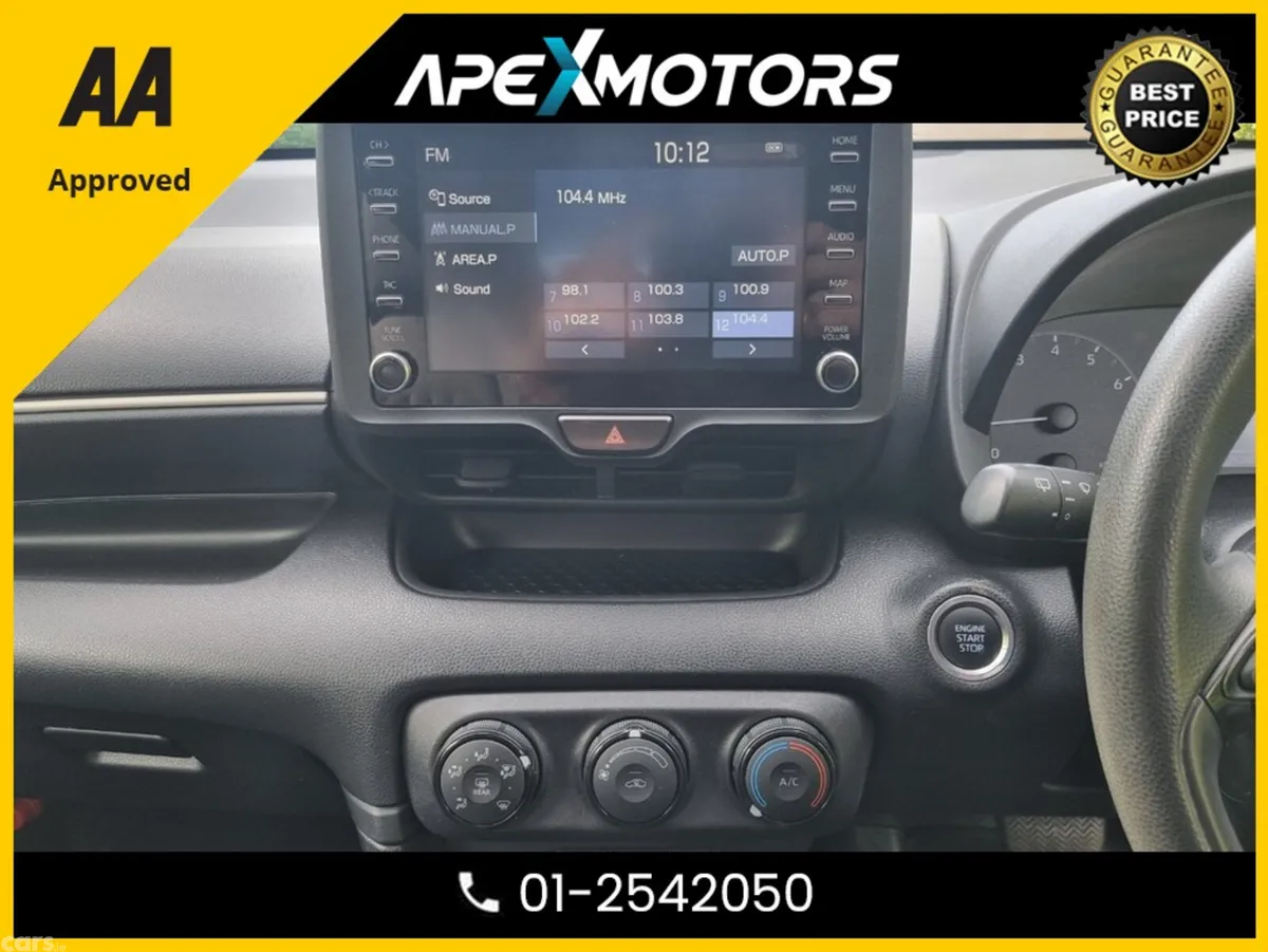 Toyota Yaris Hatchback, Petrol, 2021, White