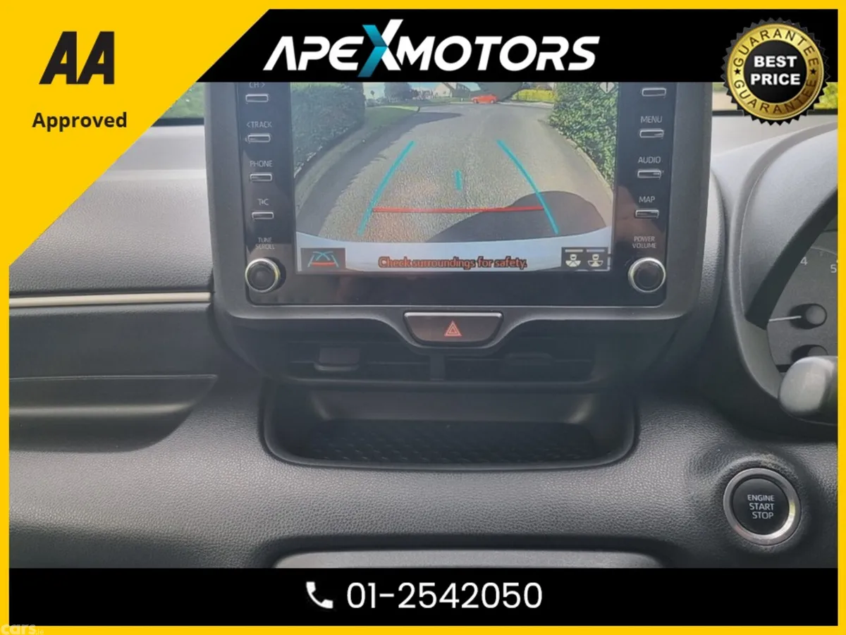 Toyota Yaris Hatchback, Petrol, 2021, White