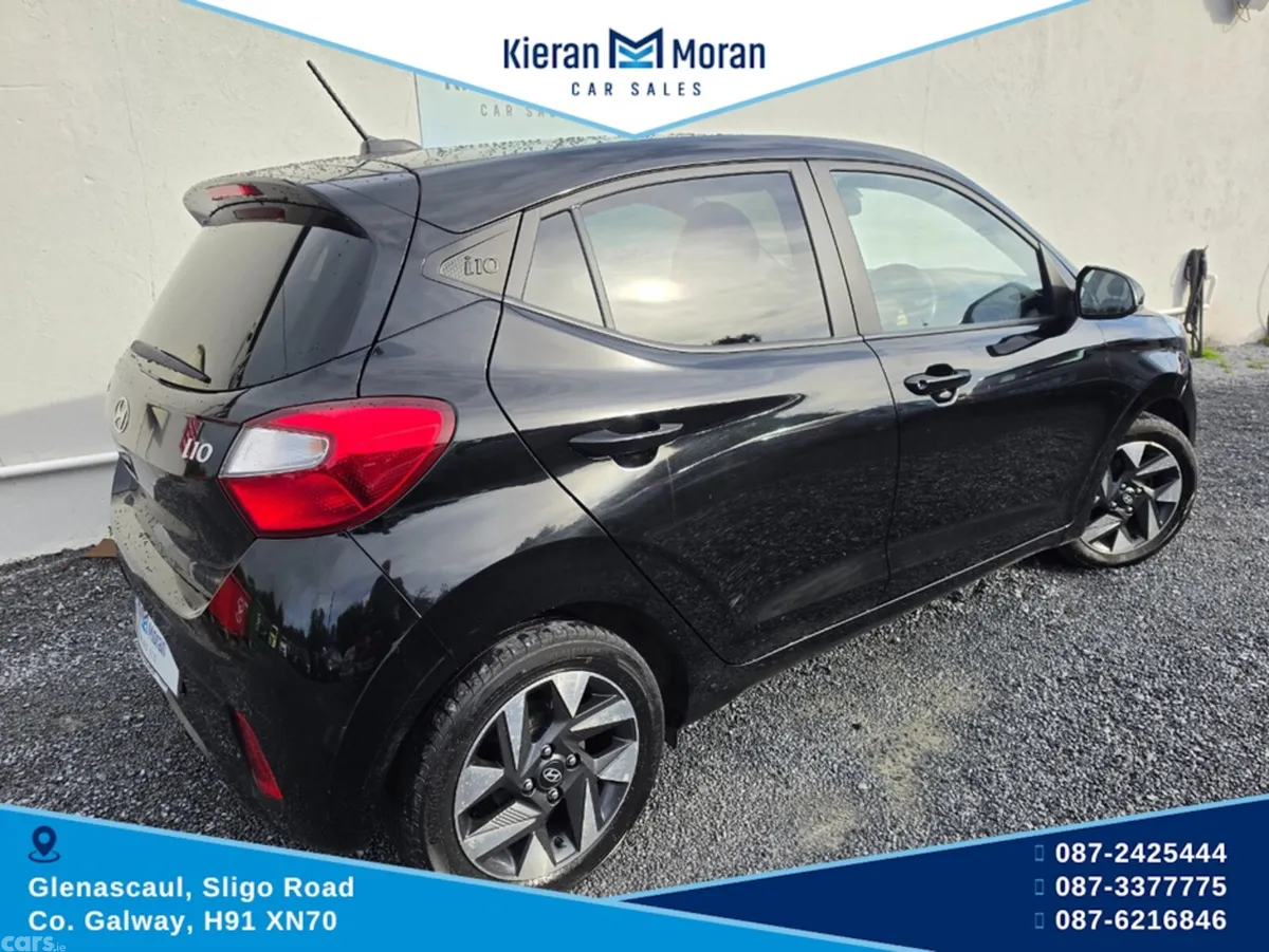Hyundai i10 Hatchback, Petrol, 2023, Black