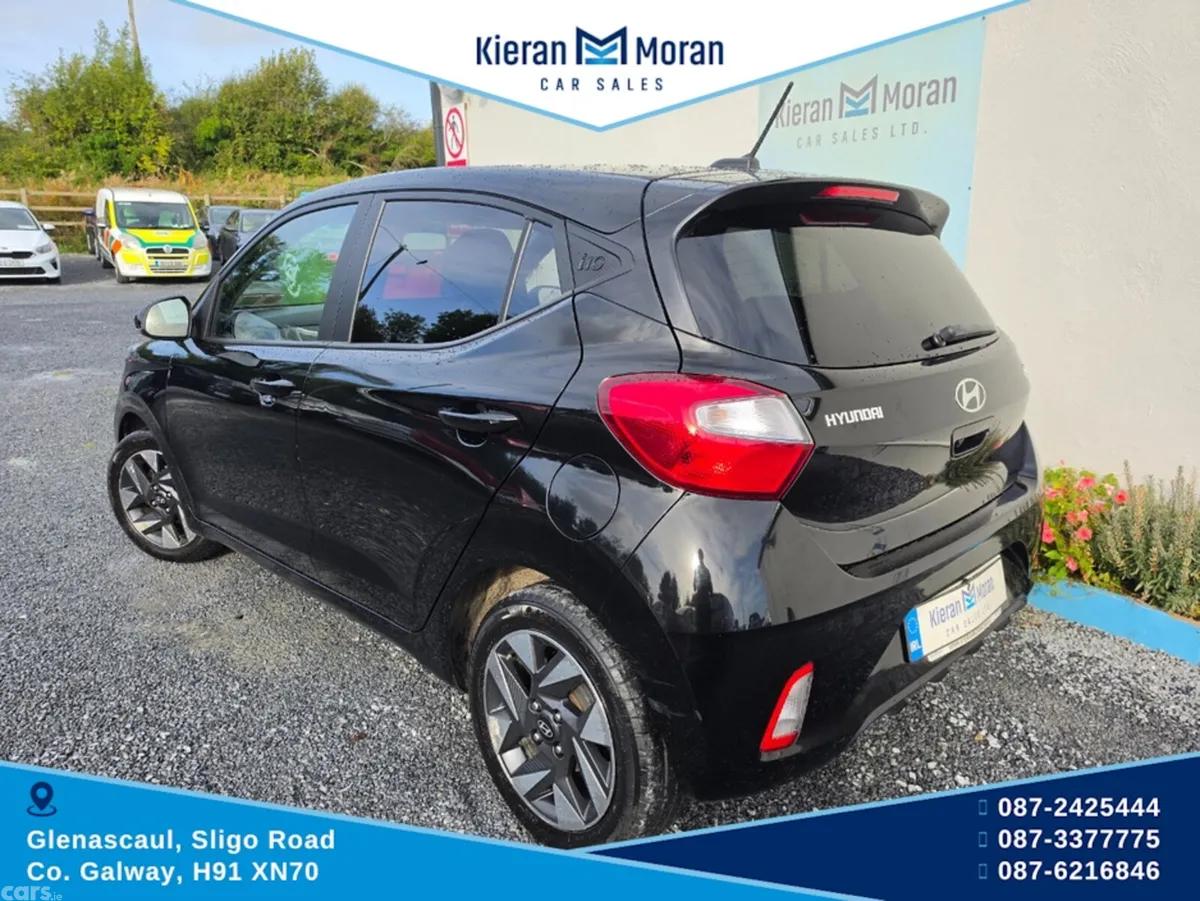 Hyundai i10 Hatchback, Petrol, 2023, Black