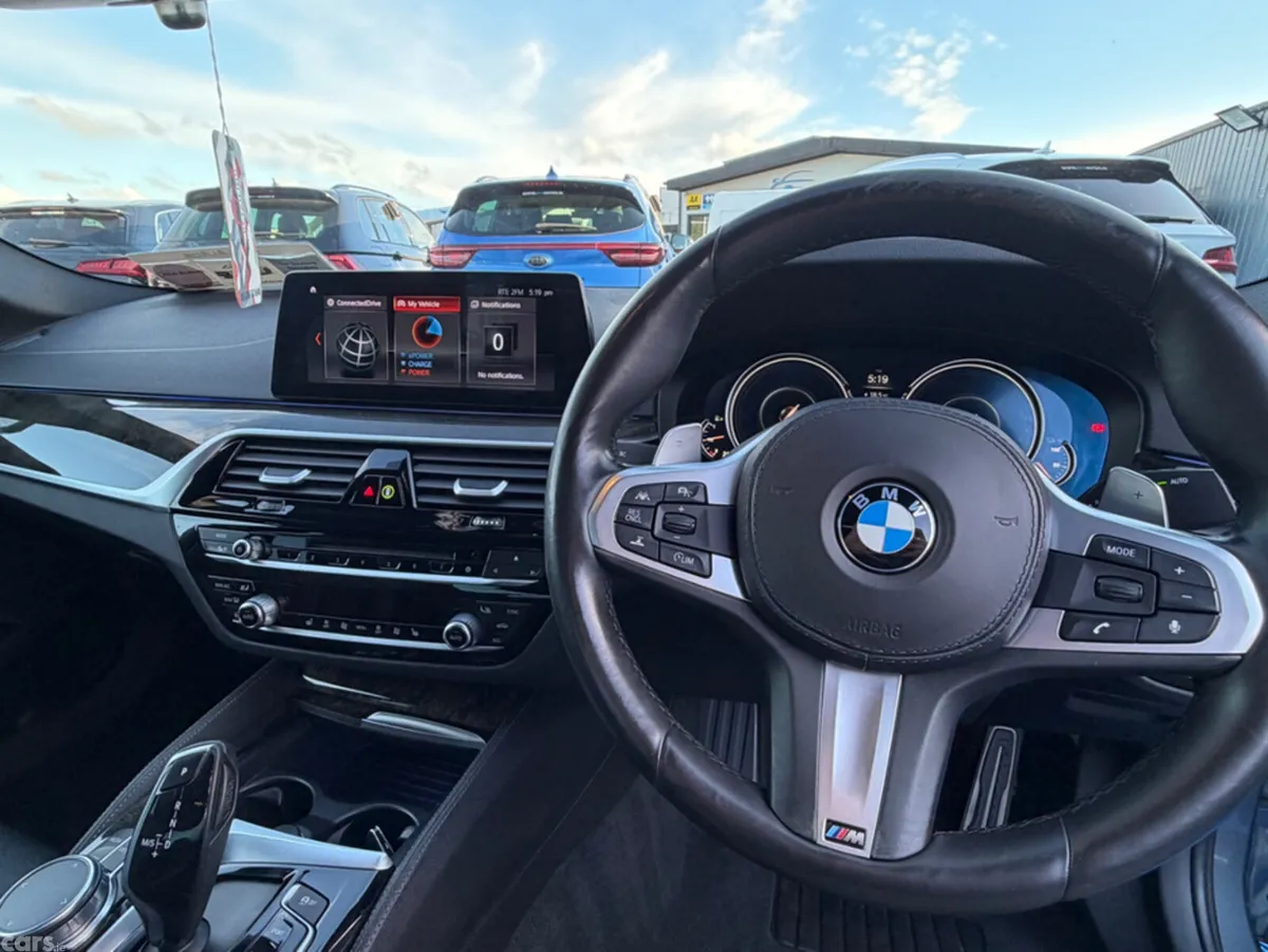 BMW 5-Series Saloon, Petrol Plug-in Hybrid, 2017, Grey